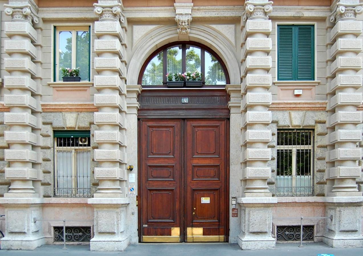 Castello Guest House Milano Buitenkant foto